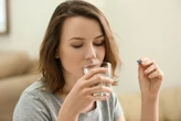 Crises de enxaqueca acabam com a chegada da menopausa? Entenda