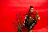 Em novo álbum, Verve, Lívia Mattos encontra meio-termo entre trabalhos anteriores