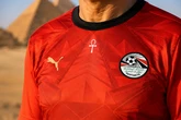 Fifa veta estrelas e obriga Egito a mudar uniforme dias antes da estreia na Copa