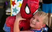 Menino de 5 anos passa mal e morre durante 'festa do pijama' na casa de amigo