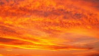 O fim do céu azul? Entenda por que ele ficará cada vez mais laranja, segundo especialistas
