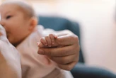 Teste do pezinho ampliado pode revelar mais de 50 doenças raras antes dos primeiros sintomas
