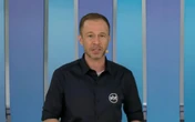 Narração de Tiago Leifert em jogo do Corinthians é detonada nas redes sociais