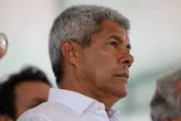 Jerônimo se irrita em evento e reclama de aliados: 'Vão ficar em silêncio aí?'