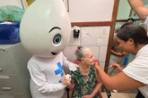 Mesmo com chuva, mais de 2 mil pessoas se vacinam em Salvador; campanha contra gripe e covid continua