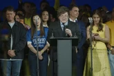 Ministro de Lula chama Milei de 'palhaço'” e diz que Brasil está melhor que Argentina