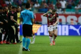 Autor de gol do Vitória, Renato Kayzer lamenta derrota e explica forma física: 'Vai ficar melhor'