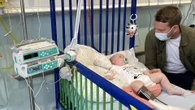 Staatlich bezahlt: Baby erhält als erster Patient teuerstes Medikament der Welt