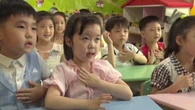Nordkorea gewährt seltenen Einblick: Kita-Kinder lernen Fremdsprachen mit "Multimedia-Tools"