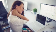 Nackenverspannung lösen: So lindern Sie die Beschwerden – und beugen ihnen vor
