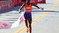 Leichtathletik: Chepngetich gewinnt Chicago Marathon in Weltrekordzeit