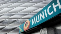 "Wenn es darum geht, Flagge gegen Diskriminierung und für Diversität zu zeigen, kuscht die Uefa"
