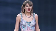 Er ist kein Unbekannter Fotograf, der Taylor Swifts Vater Gewalt vorwirft, stand vor Jahren gegen Nicole Kidman vor Gericht