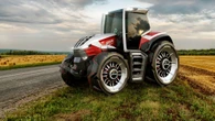 Steyr Konzept: Monster-Traktor mit Begleitdrohne