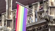 Deutschland gegen Ungarn: Regenbogenfahnen am Münchner Rathaus gehisst