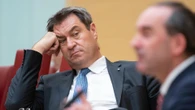 Impfverweigerer Aiwanger wird zum Problem-Hubert für Markus Söder