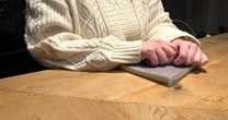 SNSでのセクハラ告発、企業対応の「最適解」とは。老舗企業の声明が被害者を傷つけた理由