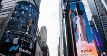 スペースXの歴史的IPOの瞬間をライブ解説した専門記者2人、熱狂と興奮の翌日に考えたこと