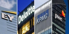 EY、デロイト、KPMG、PwCのビジネスモデルや人員体制だけでなく、AIはその優位性も脅かしている
