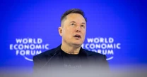 イーロン・マスクはスペースXのIPO直前に、次なる「テラファブ」プロジェクトを、世界トップの半導体技術企業の従業員に売り込む予定