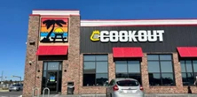 次に来るファストフードチェーン？ 人生初の「クック・アウト」は安くて美味しすぎた