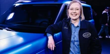 世界最安2.5万ドルのEVトラック「Slate」開発した元クライスラー女性エンジニアの勝算。ベゾス氏も出資