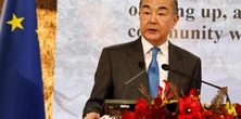 中国外相と米大統領補佐官はタイで密談「12時間」何を話したのか。もう中国の「助力」なしでは…