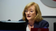 Recurre a la Abogacía del Estado para evaluar si debe hacer encargos "extras" como el de las pensiones