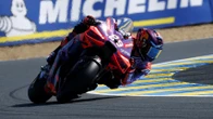 Pole, récord y caída para Jorge Martín en Le Mans