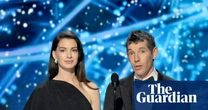Muons, massive waves and restored sight: the winners at the ‘Oscars of science’ – podcast
