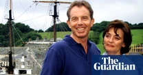 Tony and Cherie Blair advised in 2003 to pay back designer clothing discounts
