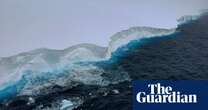 Lengthy speeches, stranded icebergs and constant alarm – take the Thursday quiz