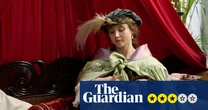 Madfabulous review – Callum Scott Howells shines as flamboyant aristocrat in hedonistic period romp