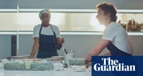 Sydney’s white T-shirt suggests there is more to The Bear than costume and drama