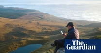 Four in 10 struggle to access mobile signal on the move in the UK