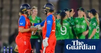 England survive wobble to see off Ireland but have Sciver-Brunt injury concern