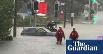 Ex-Tropical Cyclone Alfred update: residents warned to head for high ground as flood waters rise