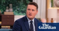Wes Streeting considers writing off part of doctors’ student debts to avert strike