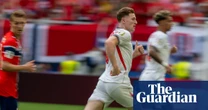 ‘Gift from the sky’ Elliot Anderson keeps England running as Rogers makes case