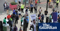 Bacon rashers, hi-vis jackets and a dog collar: all life is found among Oval early birds