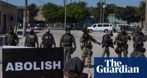 Illinois senator demands to meet with Ice amid clashes at immigration facility
