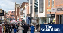 Price rises in UK shops slow as retailers apply heavy discounts to lure shoppers