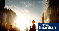 UK labour market shows signs of stabilising after job losses