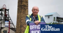 Miners from 1980s strikes return to picket line … at mining museum