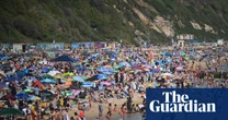 Water safety experts warn of dangers of outdoor swimming as heatwave grips UK