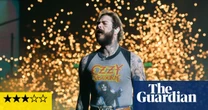Post Malone review – megawatt charisma and anthemic hooks from an irresistibly genial outlaw