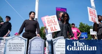 MPs back bill changes to prevent medics raising assisted dying with under-18s