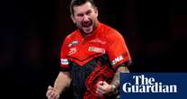 Clayton comes through sudden-death leg against Mansell at PDC worlds