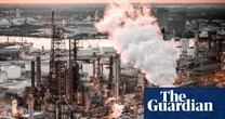 Republicans who backed Trump’s anti-environment bill have accepted over $105m from big oil