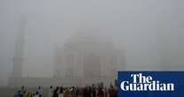 Schools shuttered and Taj Mahal obscured as smog envelopes Delhi